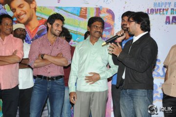 Aadi-Birthday-Celebrations-With-Pyaar-Mein-Padipoyane-Team